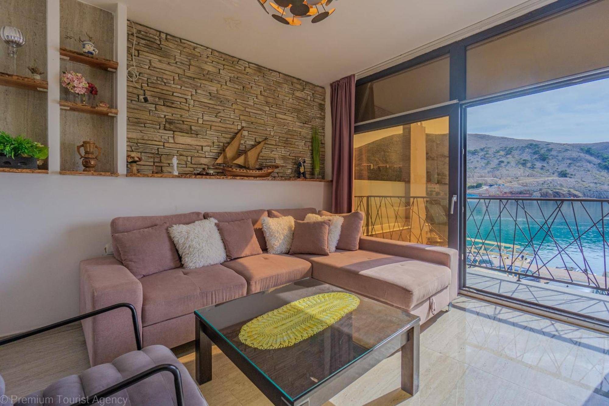 Ivica Super Comfortable, Newly Furnished Apartment In A Top Location Metajna Eksteriør bilde