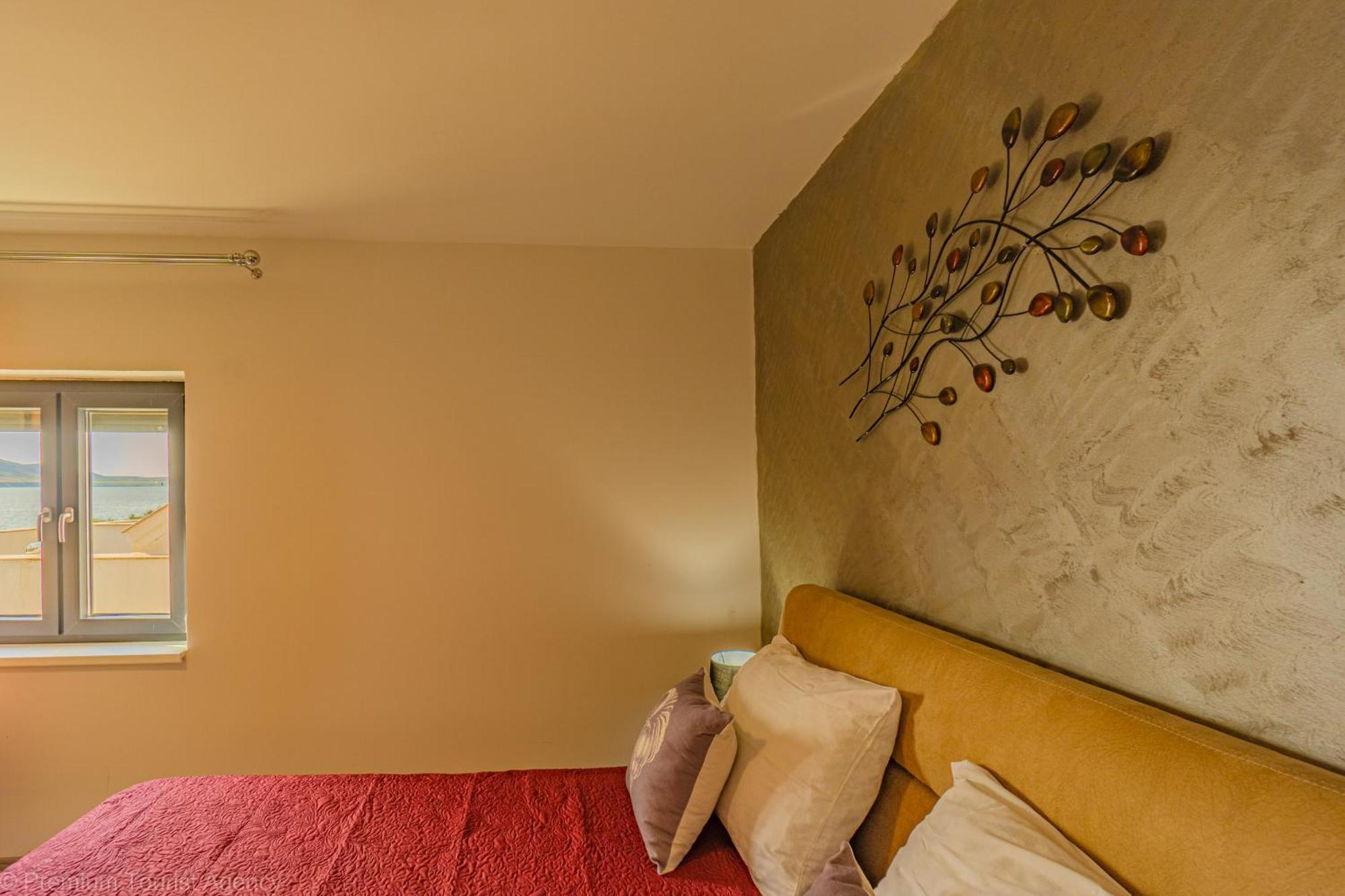 Ivica Super Comfortable, Newly Furnished Apartment In A Top Location Metajna Eksteriør bilde